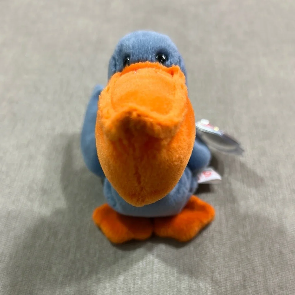 Ty Beanie Baby 1996Scoop Pelican with Orange Beak and Gray Body - Picture 2 of 8